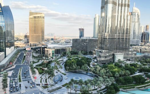 how to find a job in dubai