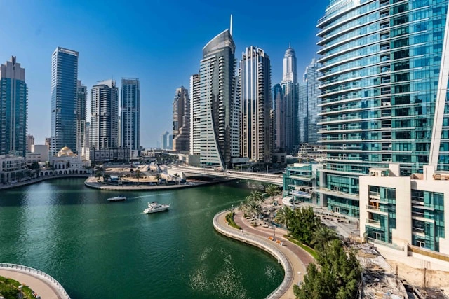 dubaj-marina.webp